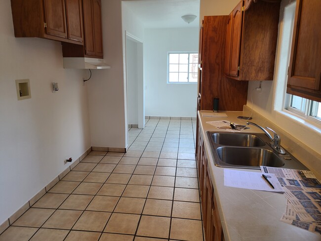 Foto del edificio - 3537 E 7th St