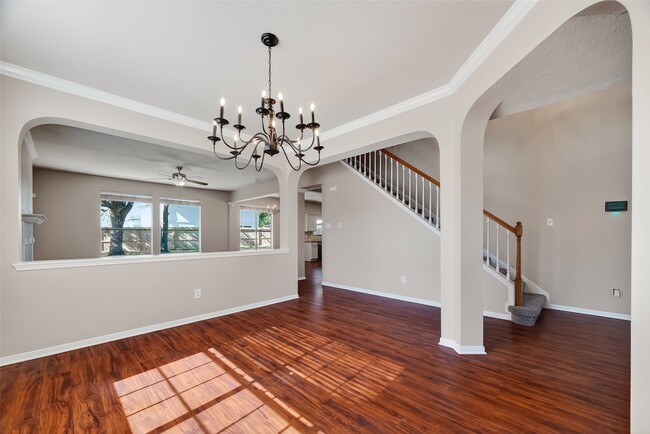 Foto del edificio - 5118 Cherry Blossom Dr