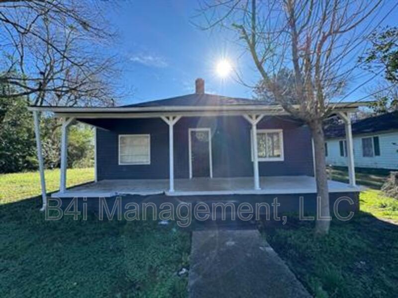Foto principal - 1701 Adamson St