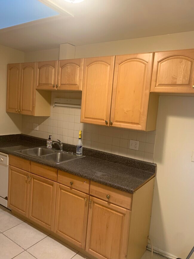 Building Photo - 4114 Spitfire Ave