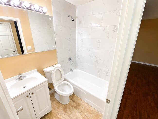 Photo - West Parkway Apartment
