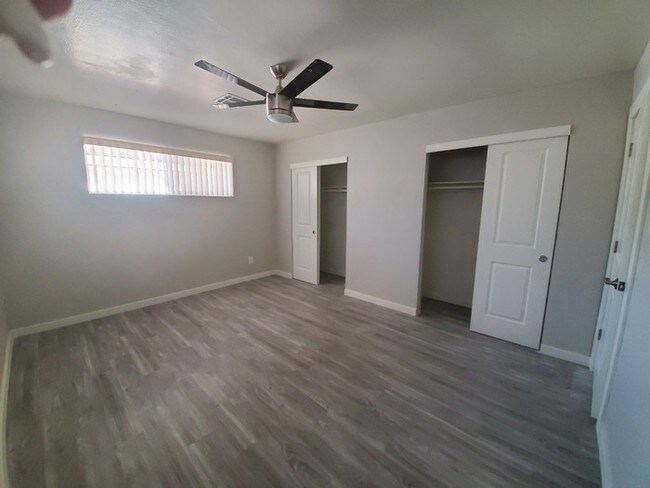 Building Photo - 1336 E Willetta St