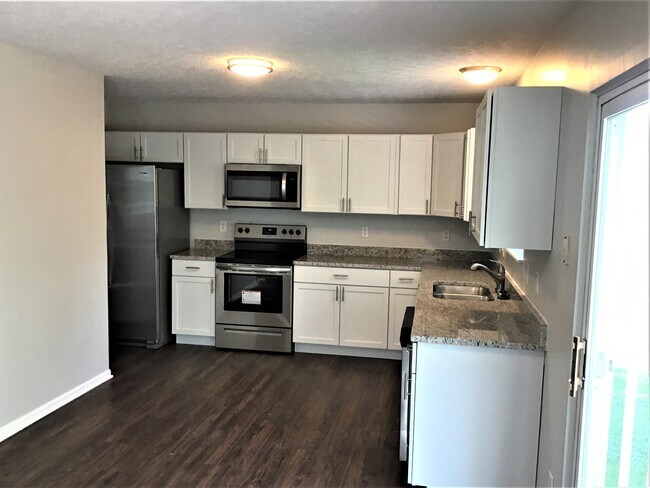 Building Photo - 8054 Bertwood Court