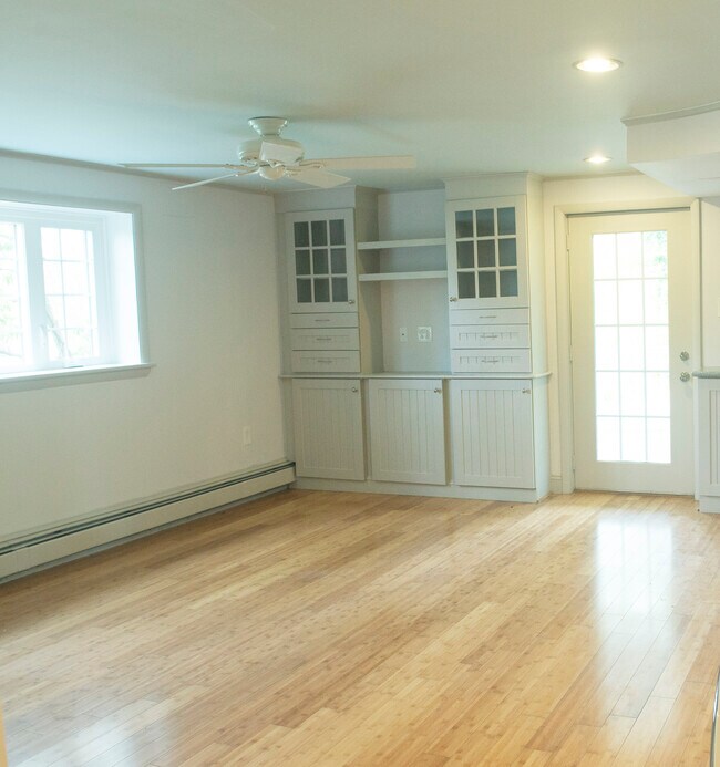 Building Photo - 752 Kimberton Rd