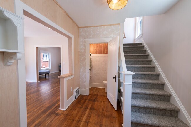 Foto del edificio - 1421 Sigsbee St SE