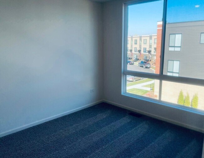 Foto del edificio - 2232 Venture Dr