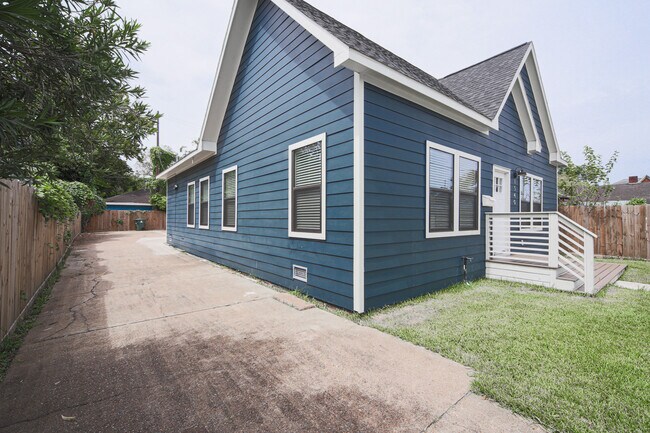 Foto del edificio - 1540 Telephone Rd