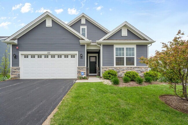 Building Photo - 313 S Fork Dr