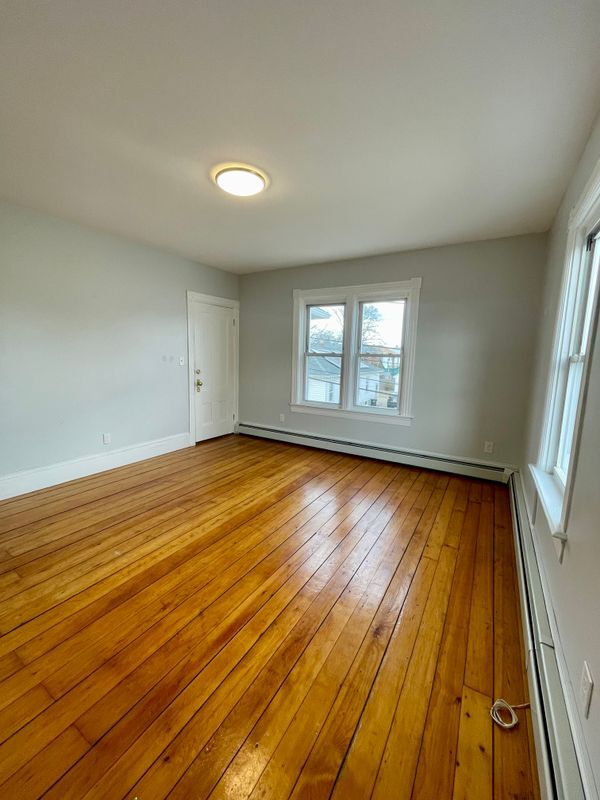 Building Photo - 26 Norris Ave