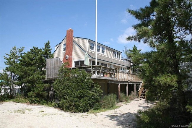 Building Photo - 9 E Bergen Ave