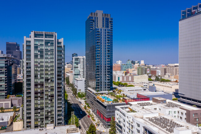 Building Photo - AVEN Apartments