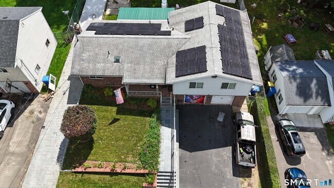 Building Photo - 32 Garden Hill Cir