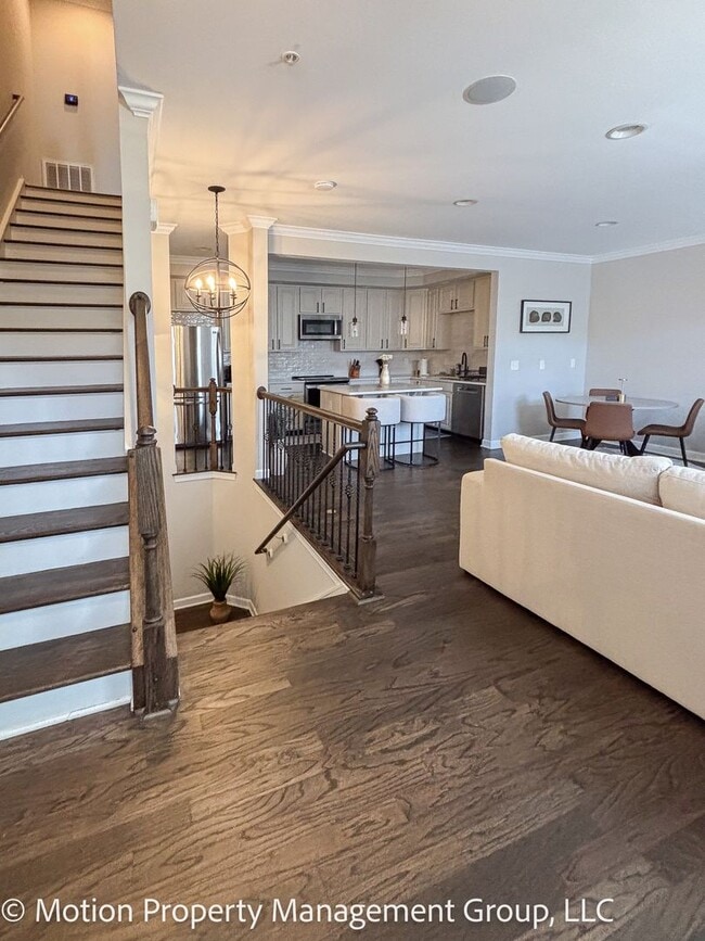 Building Photo - 1540 S Church St