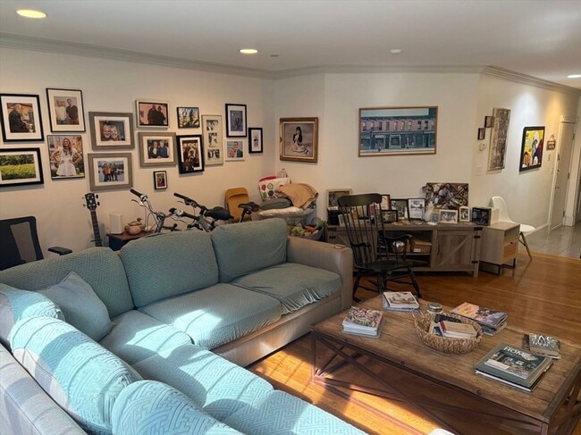 Photo - 308 Beacon St Apartment