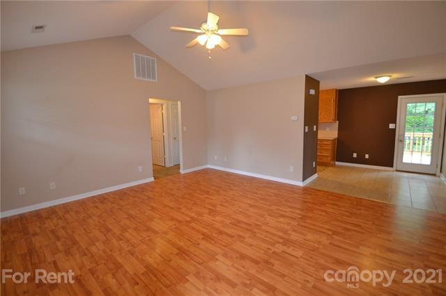 Foto del edificio - 112 Dundee Ct