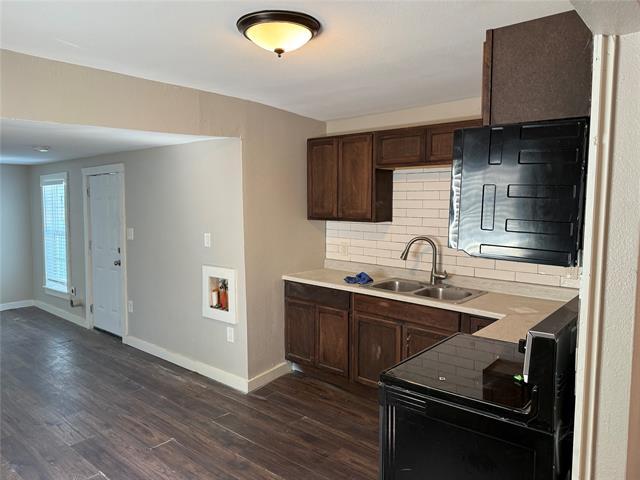 Building Photo - 2781 Locust Ave