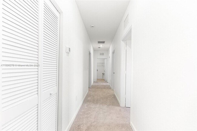 Foto del edificio - 2232 SE 30th St