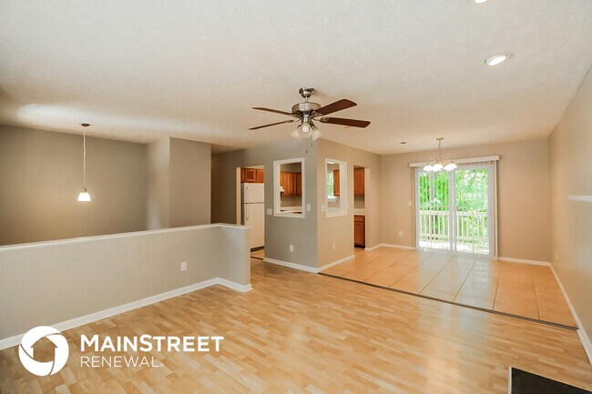 Foto del edificio - 6735 Greenbower Ln