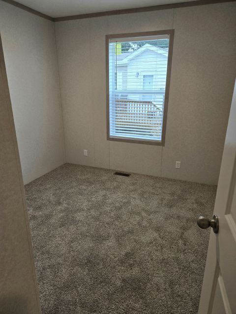 Building Photo - 184 Star Cir