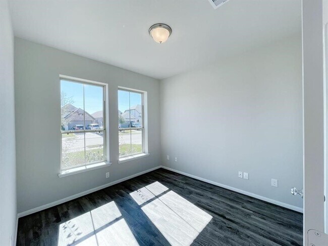 Building Photo - 24946 Via Arabella Ln