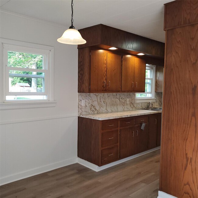 Foto del edificio - 5329 Searsville Rd