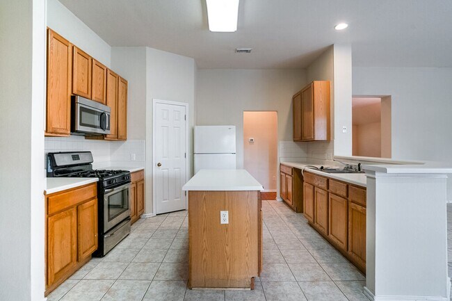 Foto del edificio - 4439 Hunters Lodge Dr
