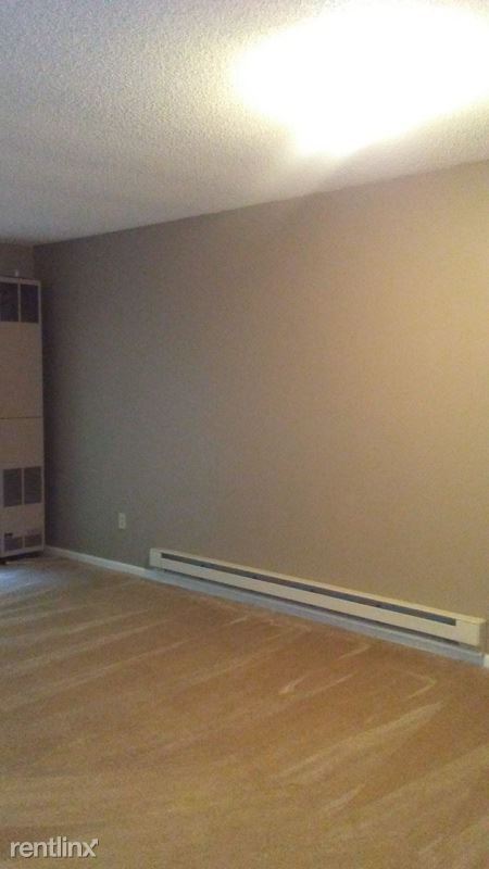 Building Photo - 2 br, 2 bath Townhome - 7 Alpine Dr