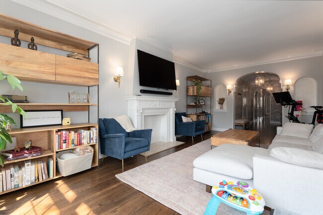 Sala de estar - 444 W Belmont Ave