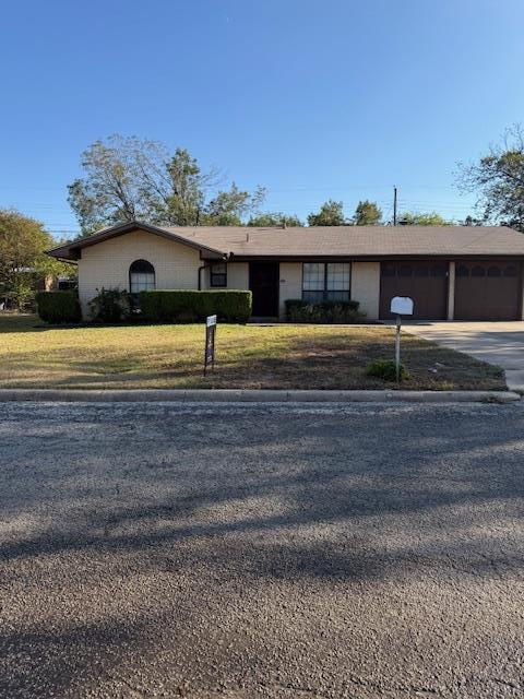 Foto principal - 811 Kirk St