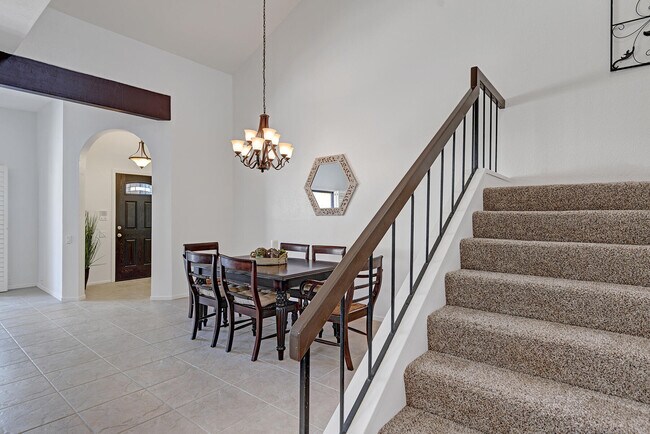 Building Photo - 73422 Irontree Dr