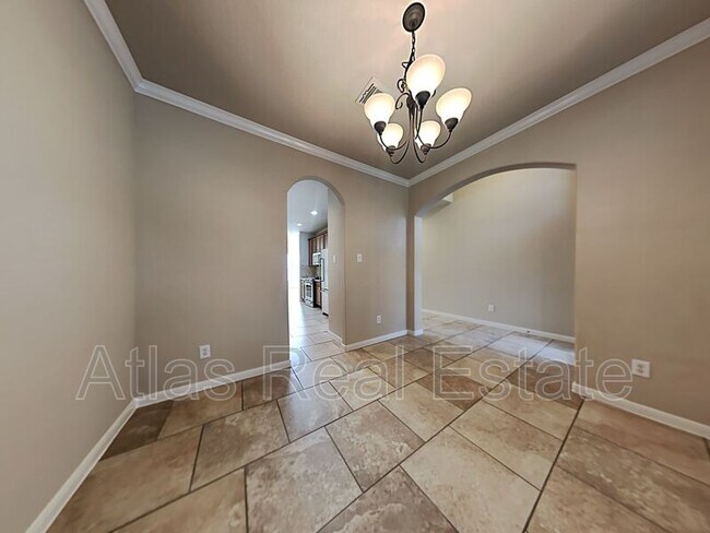 Foto del edificio - 15 Fillgrove Pl