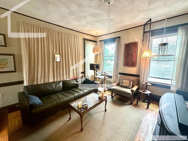 82 Fairbanks St #2B Boston MA 02135 - 82 Fairbanks St #2B Boston MA 02135 Apartment