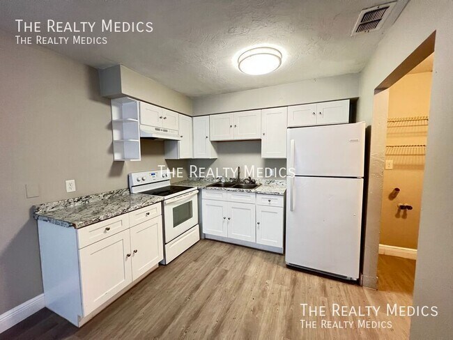 Building Photo - 2095 NW 43rd St
