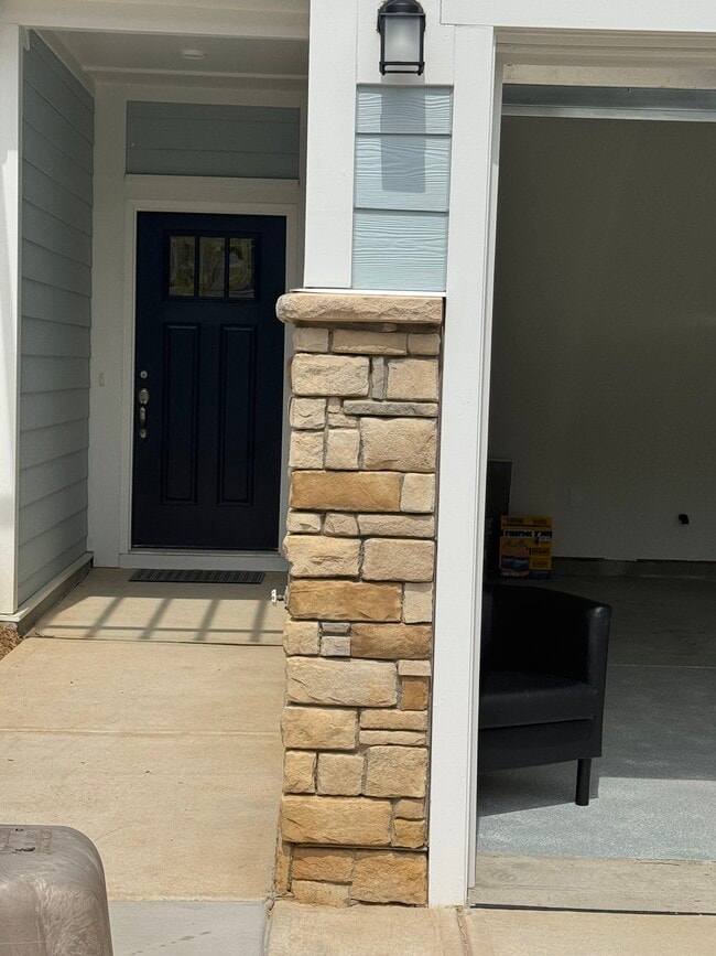 Building Photo - 116 Malbec Dr