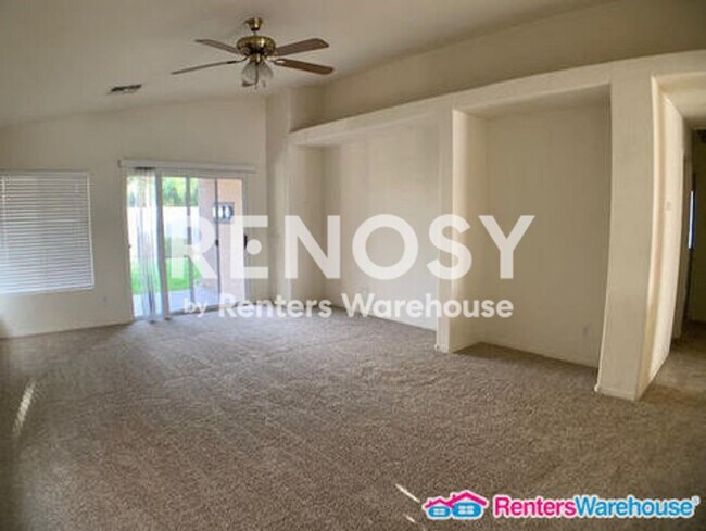 Foto del edificio - 15338 W Banff Ln