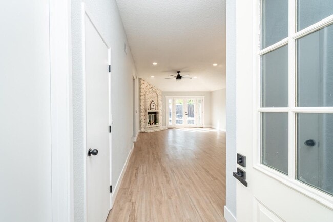 Building Photo - 4240 Ardwell Way