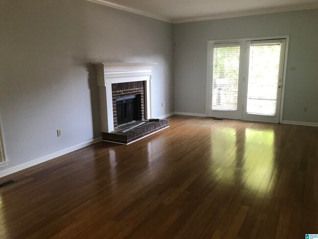 Building Photo - 117 Meadow Croft Cir