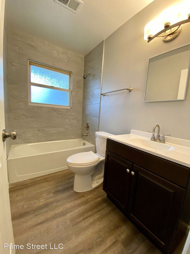 Foto del edificio - 3 br, 1 bath House - 2913 Shively Ct