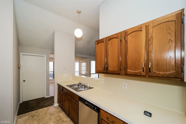 Building Photo - 3 br, 2 bath House - 7013 Ivy Pointe Row