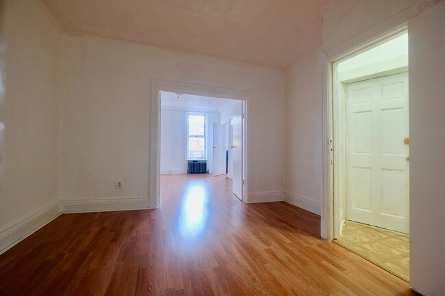 Building Photo - 1273 Herkimer St