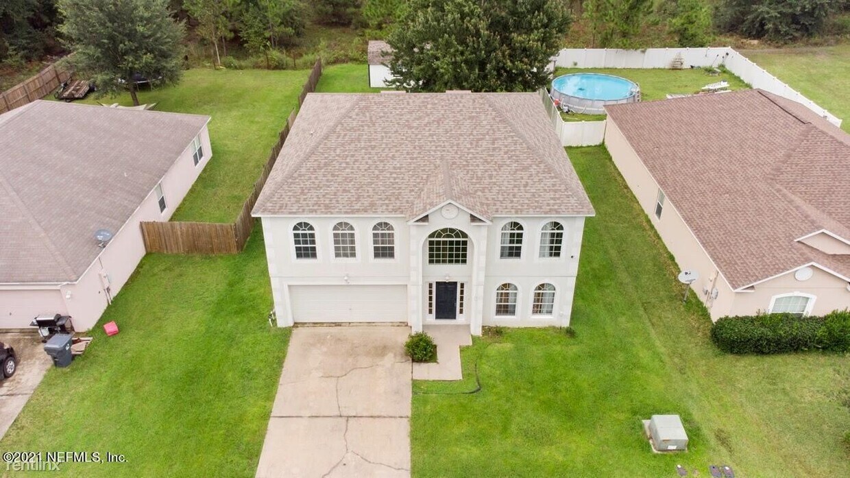 Primary Photo - 5 br, 3 bath House - 717 LARGO LN