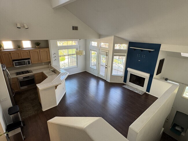 Techos abovedados - 12646 Springbrook Dr