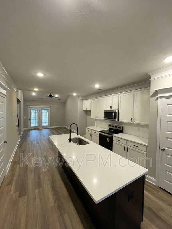 Foto del edificio - 2051 Denmark Ave SE