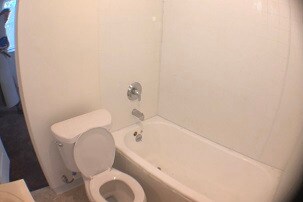 Baño - 10741 Westminster Ave