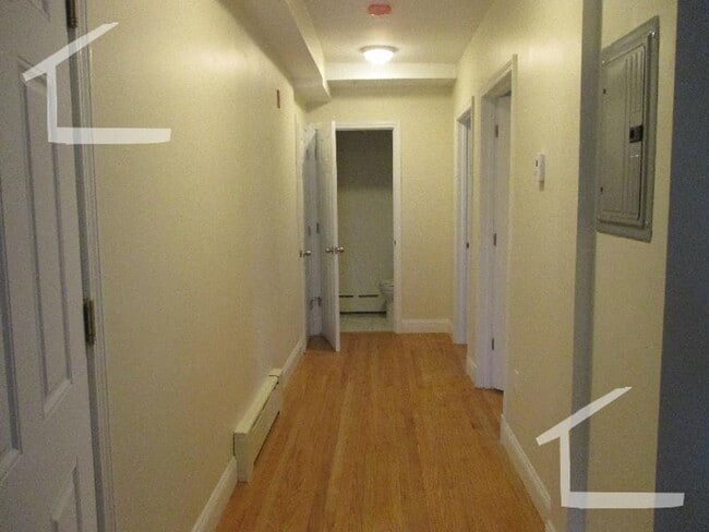 Building Photo - HOT FENWAY LISTING!!!!!