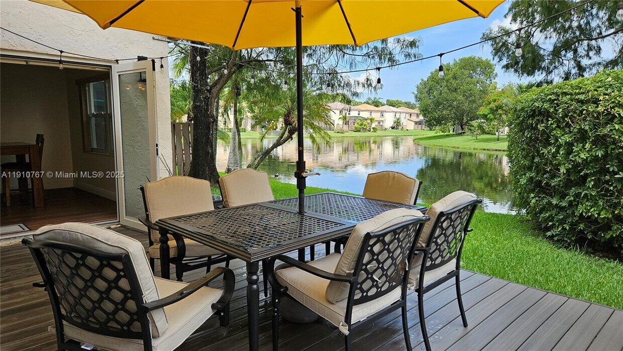 Foto principal - 1256 NW 110th Ave