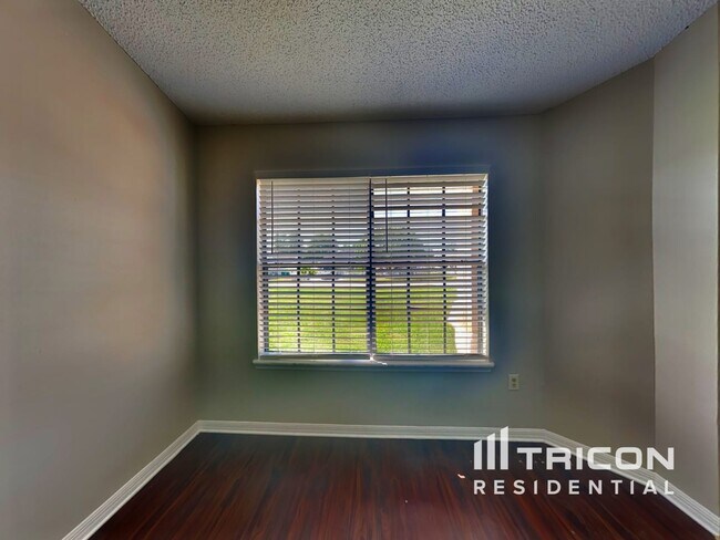 Foto del edificio - 3132 Mandeville St