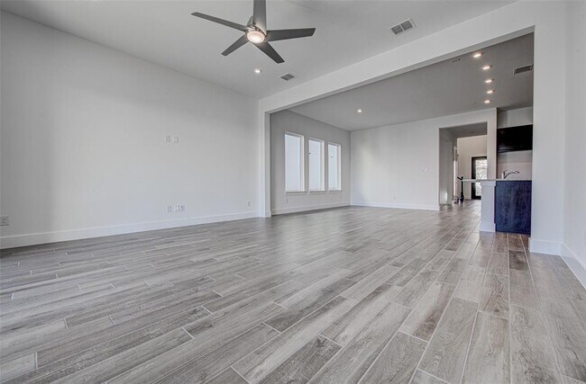Foto del edificio - 8604 Pine Muhly Dr