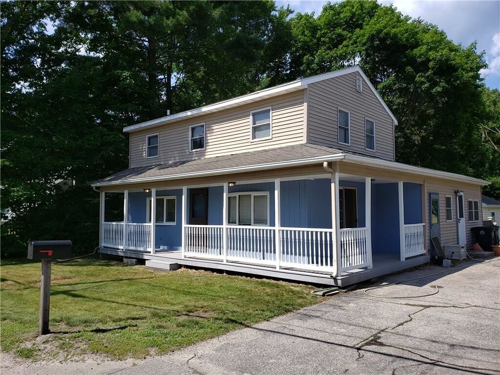 36 Wood St, Coventry, RI 02816 Rentals in Coventry at 36 Wood St