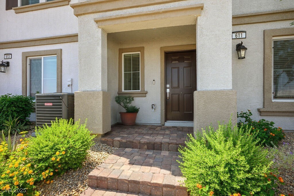 Foto principal - 611 Sedum Ave.